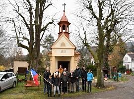 Setkání obyvatel a požehnání kapličky v Borči